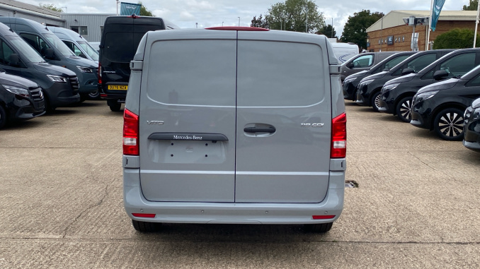 Mercedes-Benz Vito L3 Diesel Rwd 119CDI Select Van 9G-Tronic - Image 10